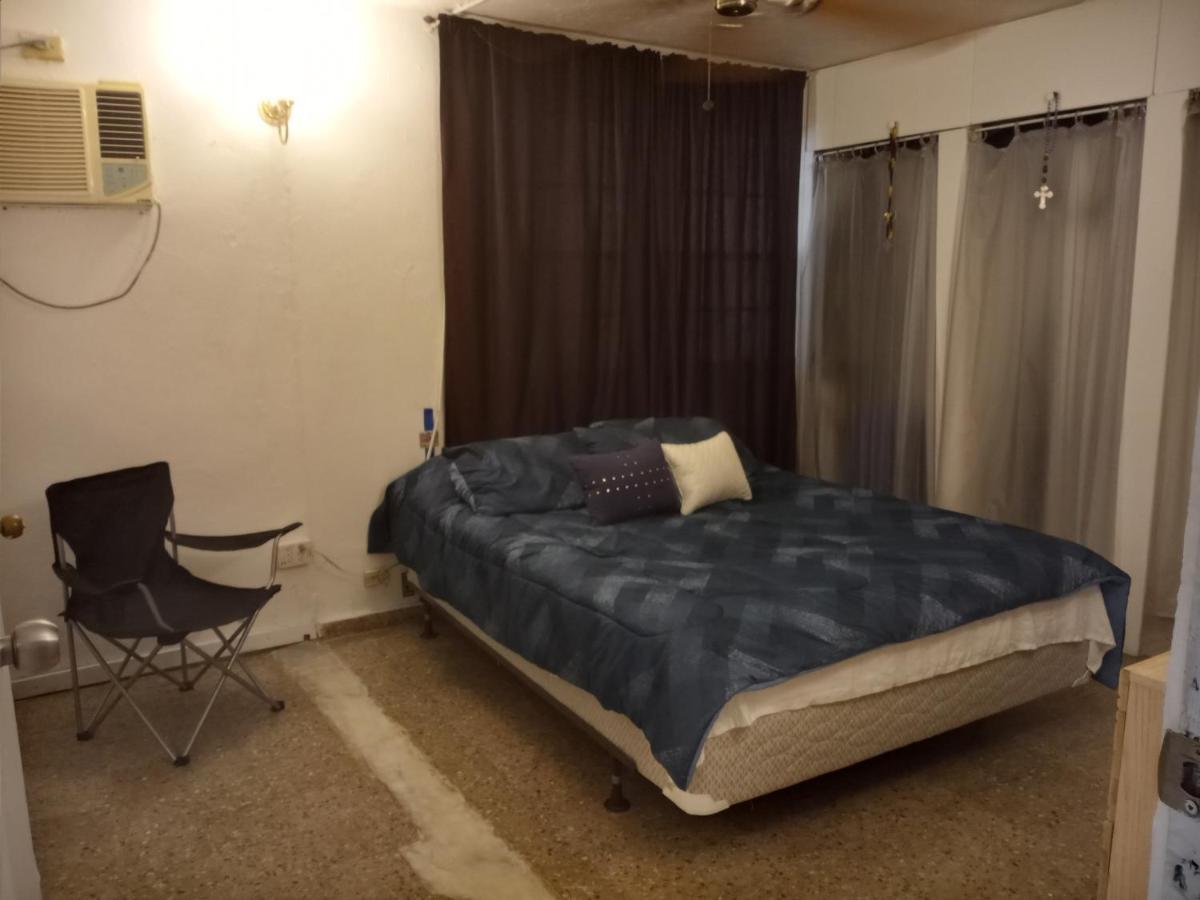 Figueroa Guest Rooms In Country Club San Juan Buitenkant foto